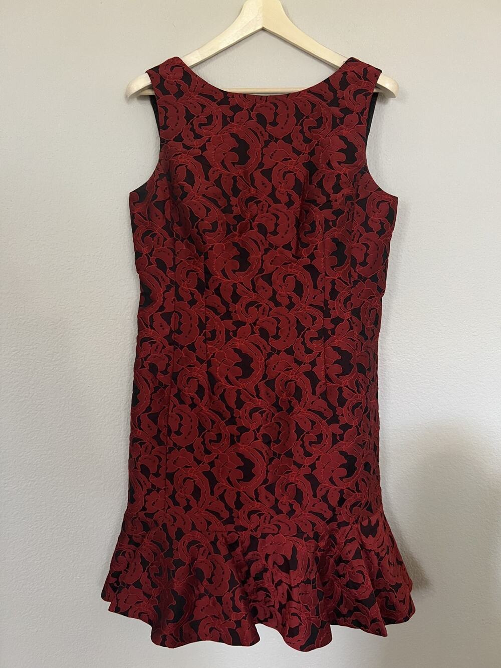 Ann Taylor Dress Black & Red Floral Ruffle Hem Size 12